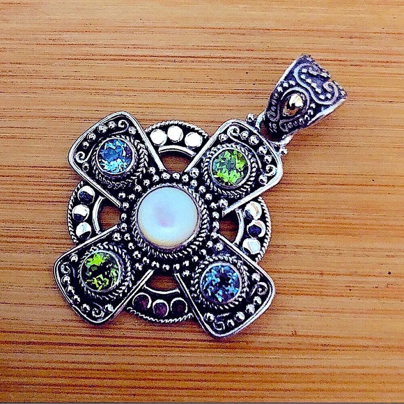 $128 Estate SUARTI BALI CrossMarked Str18KBALI Indonesida